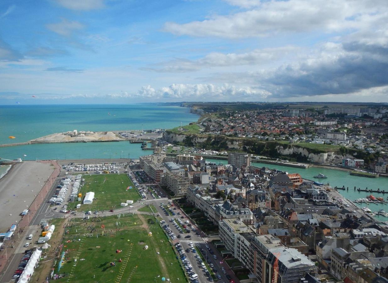 Sur Le Port De Plaisance - Proche Plage Et Centre دْييب المظهر الخارجي الصورة
